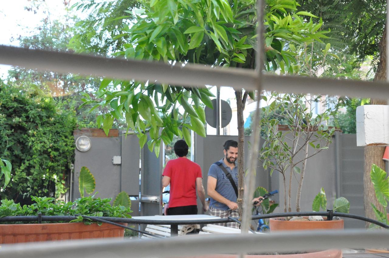 Lemon Garden Hostel Sevilla 外观 照片