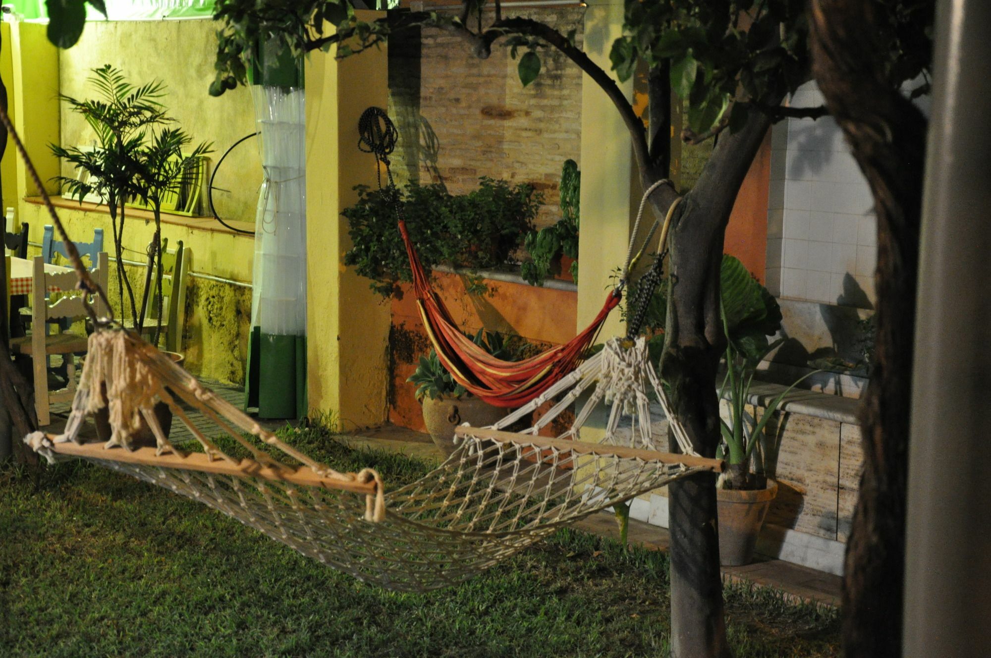 Lemon Garden Hostel Sevilla 外观 照片