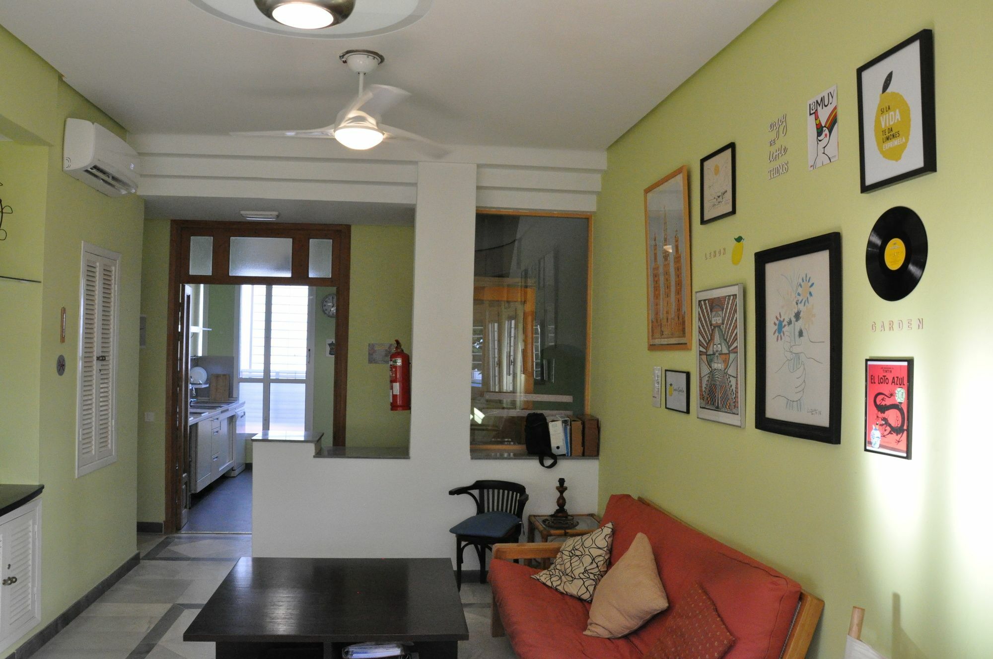 Lemon Garden Hostel Sevilla 外观 照片